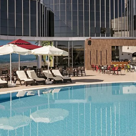 Grannos Thermal & Convention Center מלון 5*
