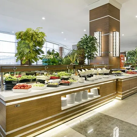 Grannos Thermal & Convention Center מלון 5*