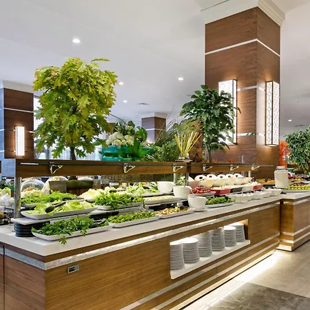 Grannos Thermal & Convention Center מלון 5*