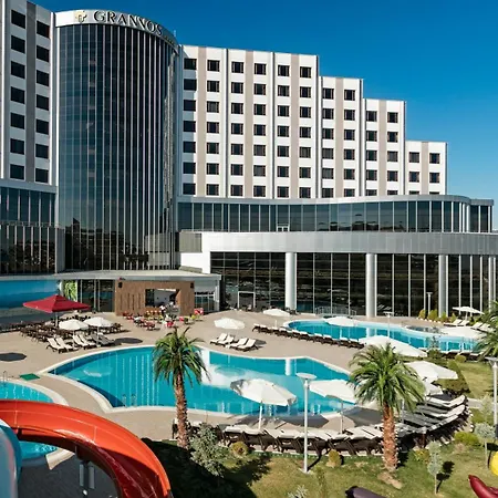 ホテル Grannos Thermal & Convention Center