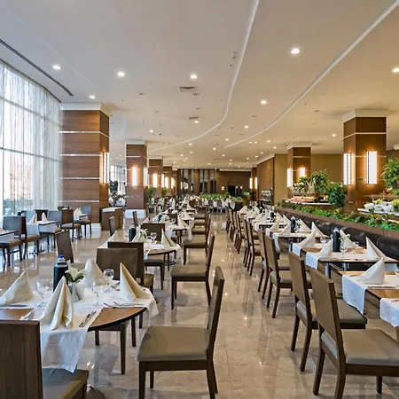 מלון Grannos Thermal & Convention Center 5*