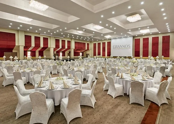 Grannos Thermal & Convention Center 5*