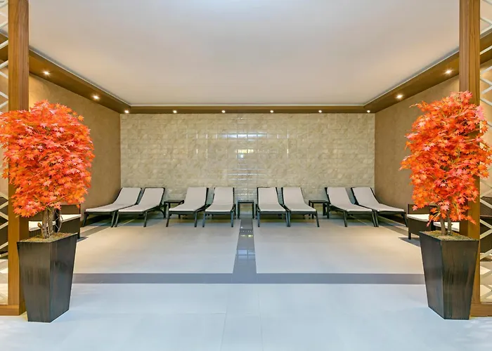 ホテル Grannos Thermal & Convention Center 5*